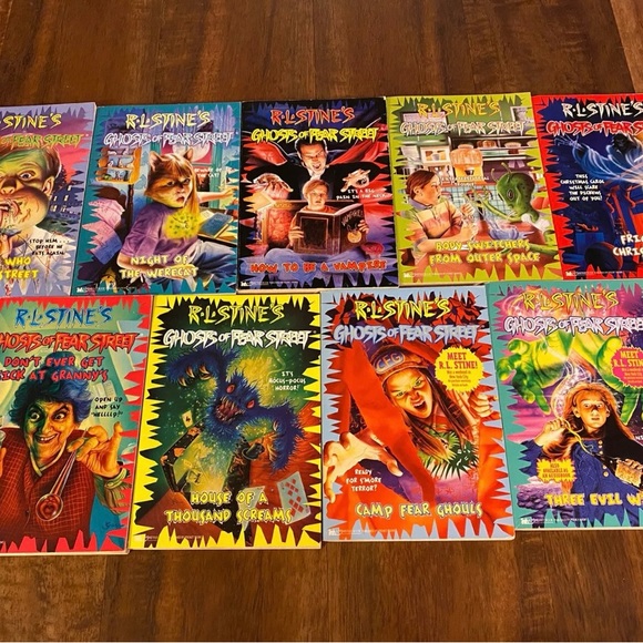 GHOSTS OF FEAR STREET This Series Only Lot R. L. Stine #11-19 Chapter Books - Picture 1 of 4